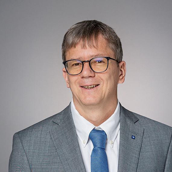 Portrait von  Markus Jochum , Betreuer Privatkunden in der Hypo Tirol Bank, Standort GS Zentrale